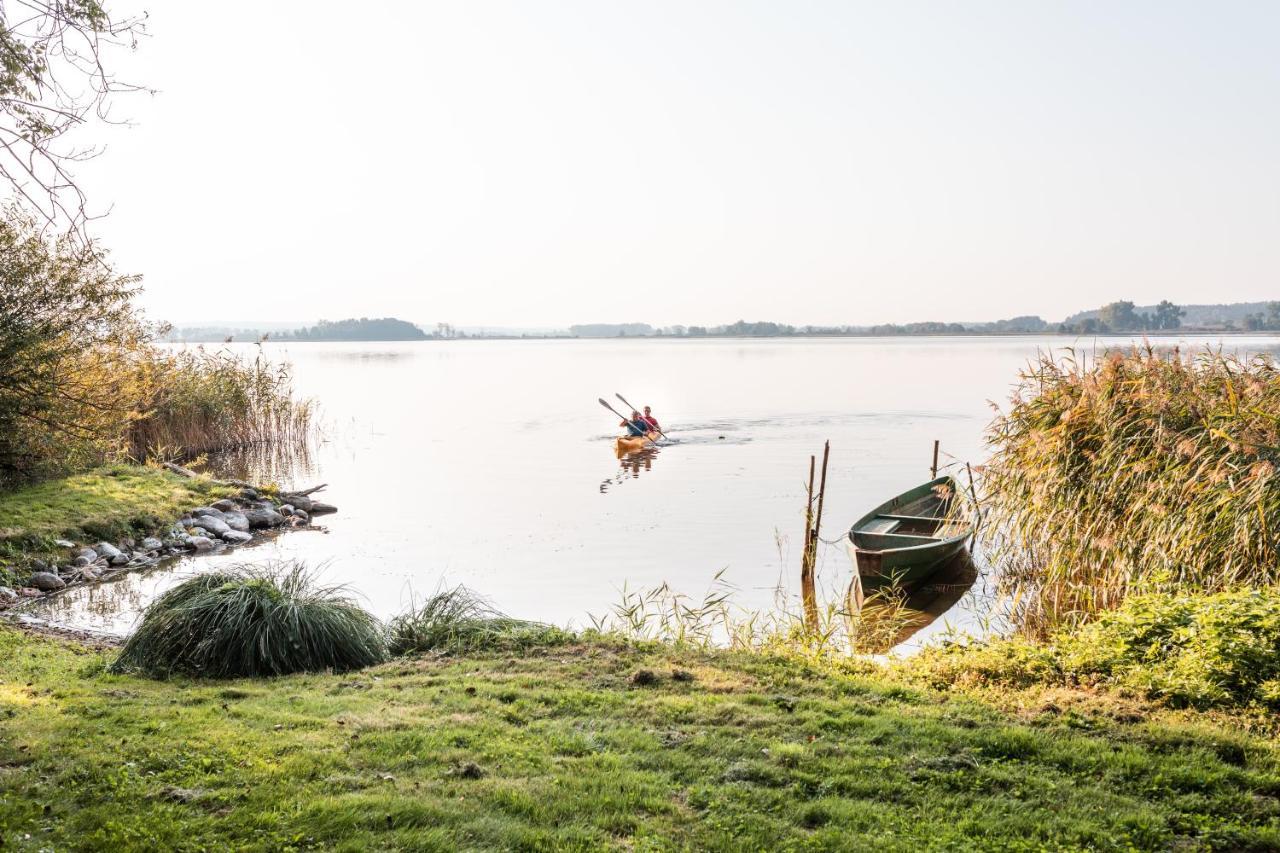 Ferienwohnung Direkt Am Potzlower See Buitenkant foto