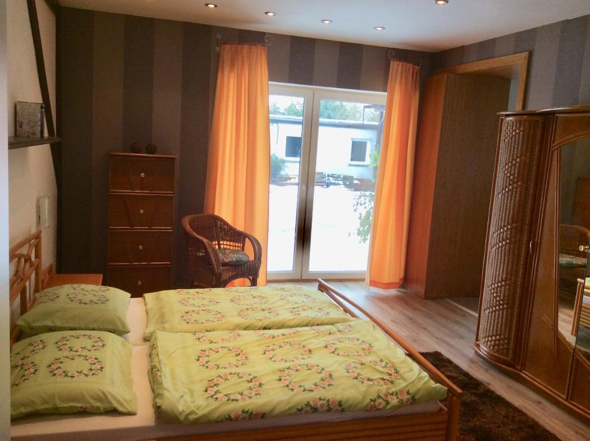 Ferienwohnung Direkt Am Potzlower See Buitenkant foto